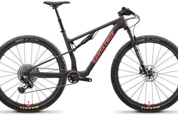 Santa Cruz Blur CC X01 AXS RSV